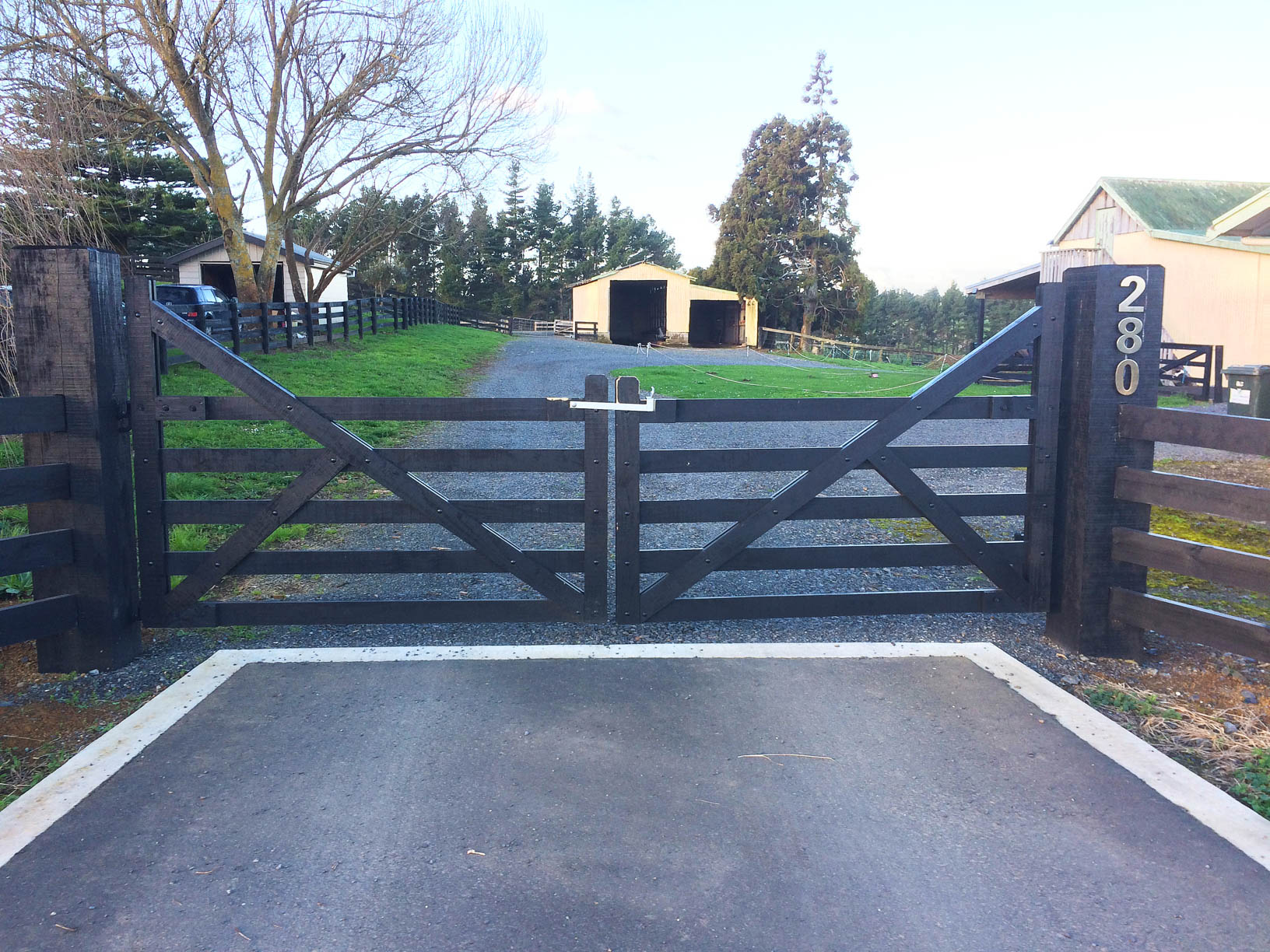 G-5 Tauranga Double Gate Set